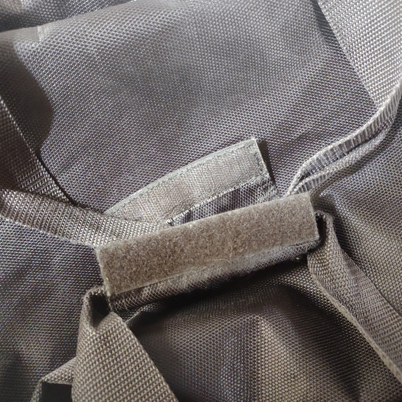 Adidas XL Pink and Brown Duffle Bag - Picture 11 of 11